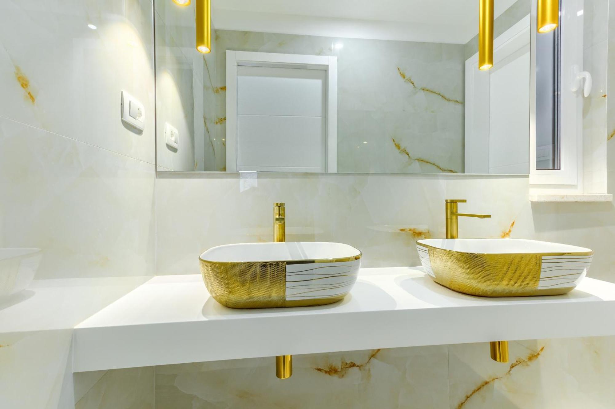 Bed & Breakfast Luxury Bed & Breakfast Irini, In The Heart Of