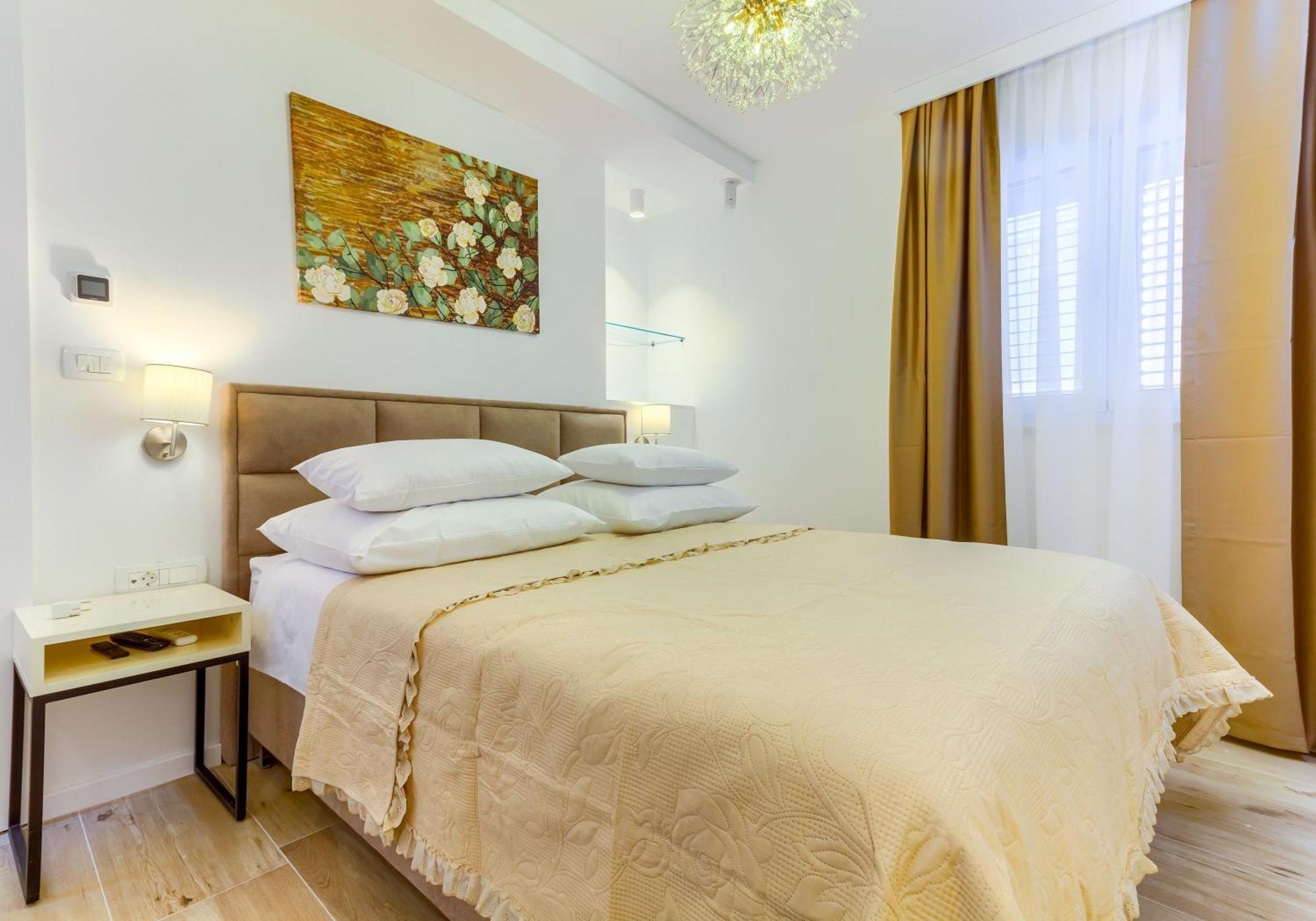 Luxury Bed & Breakfast Irini, In The Heart Of Bed & Breakfast